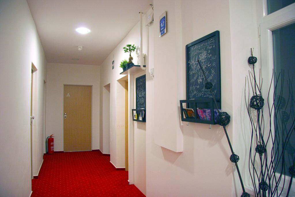 Red Carpet Rooms Zagreb Eksteriør billede